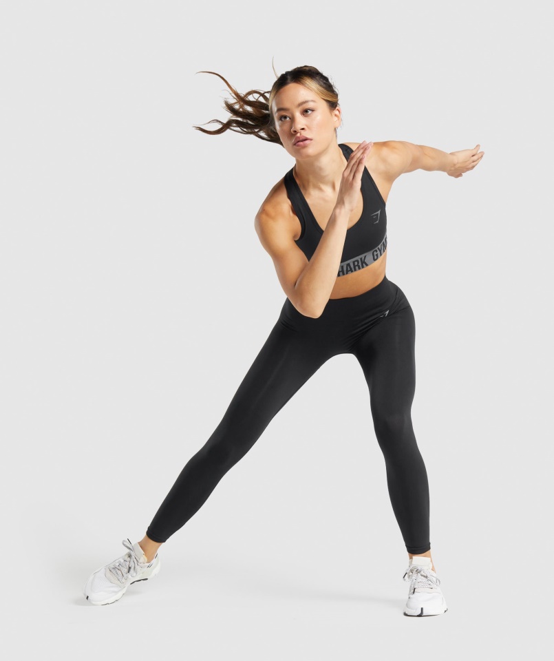 Illeszkedik Varrat Nélküli Sportmelltartó Fekete Gymshark