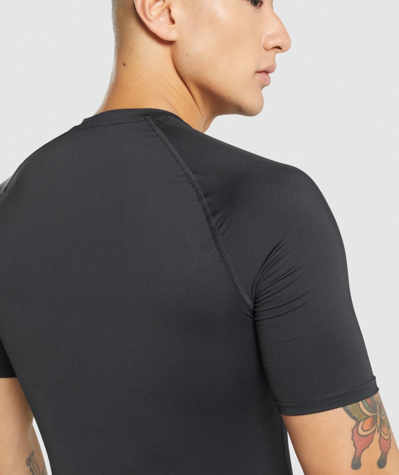Gymshark Black Element Baselayer Póló