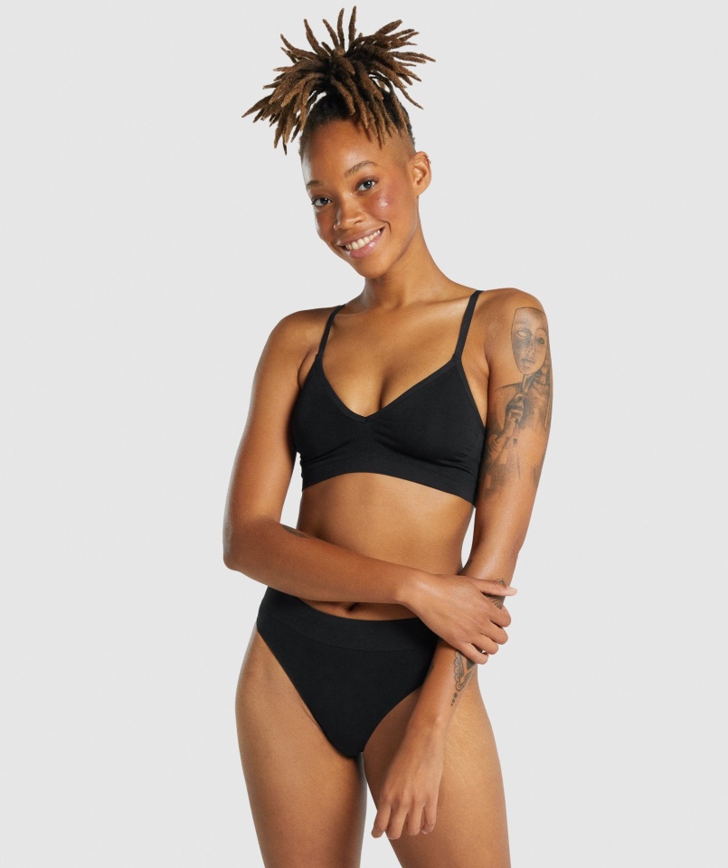 Gymshark Fekete Varrat Nélküli Alacsony Nyakú Karkötő