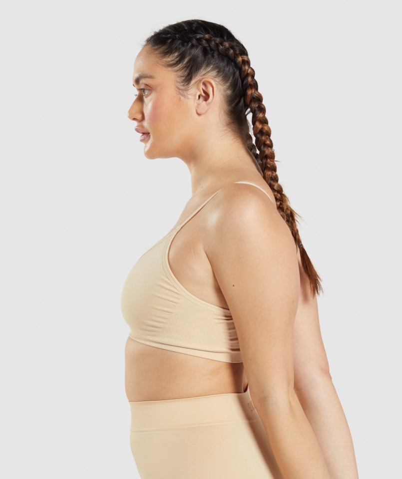 Varrat Nélküli Alacsony Nyakú Bralette Fawn Világosbarna Gymshark